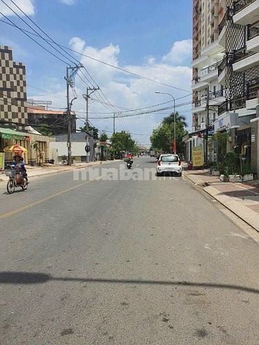 Bán nhà mặt tiền đường Trương Đình Hội Phường 16 Quận 8