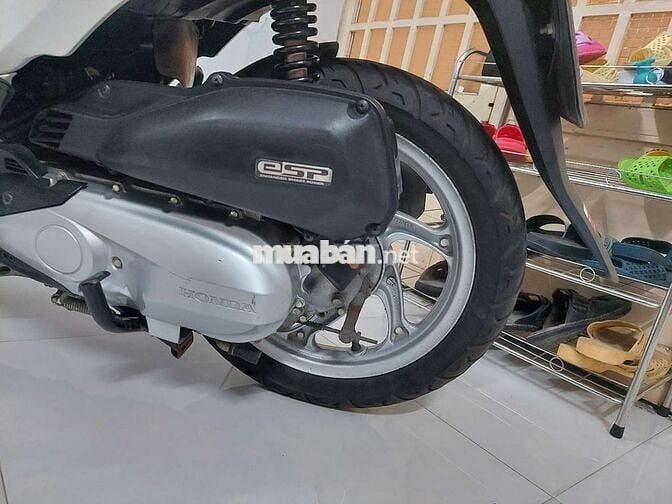 Vision trắng 2019 nữ chạy kỹ