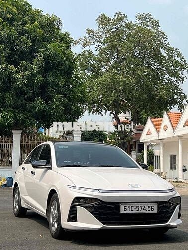 Em cần bán Accent đời 2024 1 chủ ạ