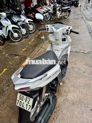 ❇️❇️ AB 125 trắng đký T12/2017 xe đẹp chính chủ