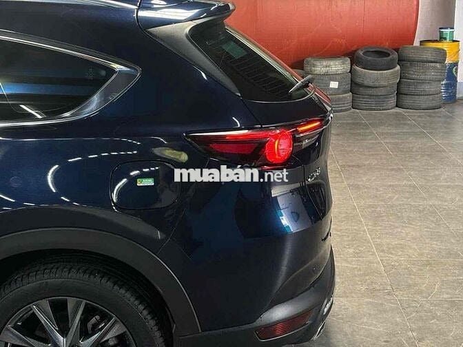 Mazda Cx8 2.5 Remium Awd. Màu Xanh đi lướt 4v klm