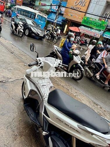 ❇️❇️ AB 125 trắng đký T12/2017 xe đẹp chính chủ