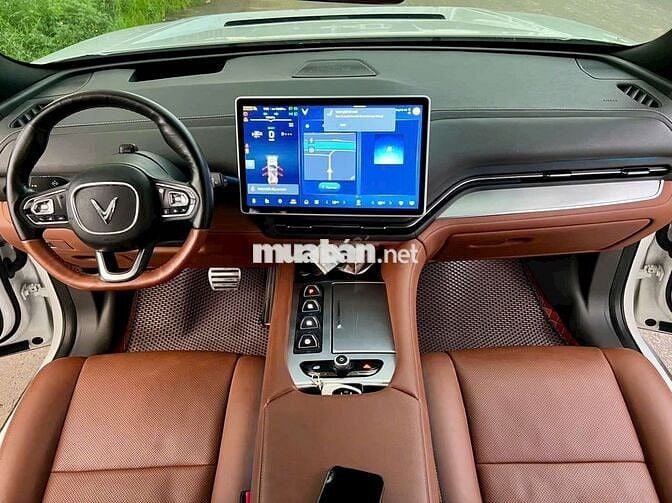 Vf9 mua pin  2023 Plus - 73000 km