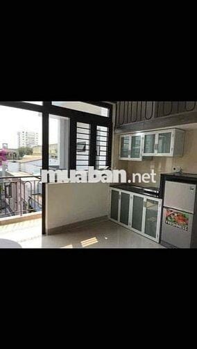 sót lại căn nhà 3 tầng 10 phòng trọ doanh thu 35 triệu tháng