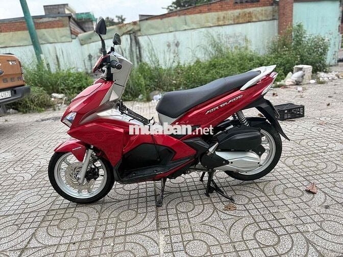 Airblade 125cc khoá SMK ngay chủ ký máy zin máy êm