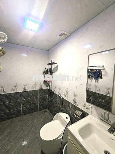 KĐT RESCO Lô góc,100m²,3PN - Full Nội Thất - View Công viên Hoà Bình