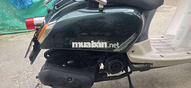 Xe tay ga Crea Scoopy 50cc màu xanh trắng