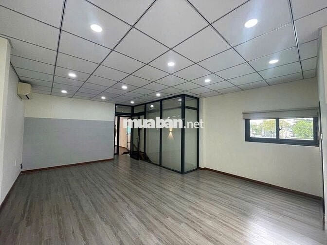 Cho Thuê Nhà Đường Đào Duy Anh, Phú Nhuận ( Ngang 5m - Có Sân Đậu Xe )