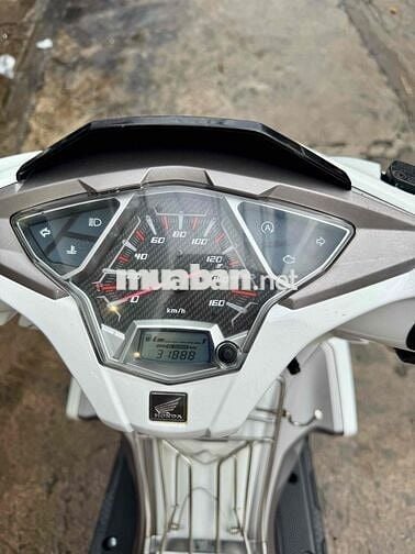 ❇️❇️ AB 125 trắng đký T12/2017 xe đẹp chính chủ