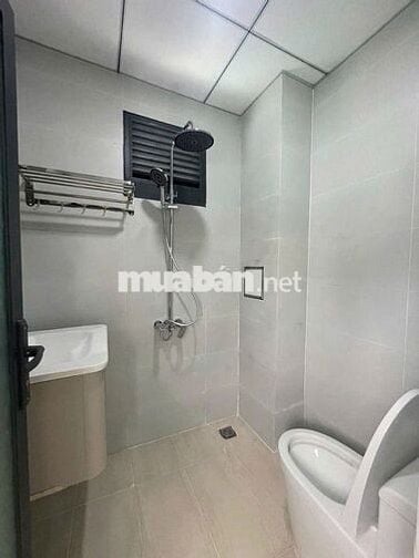 Cho Thuê Nhà Đường Đào Duy Anh, Phú Nhuận ( Ngang 5m - Có Sân Đậu Xe )