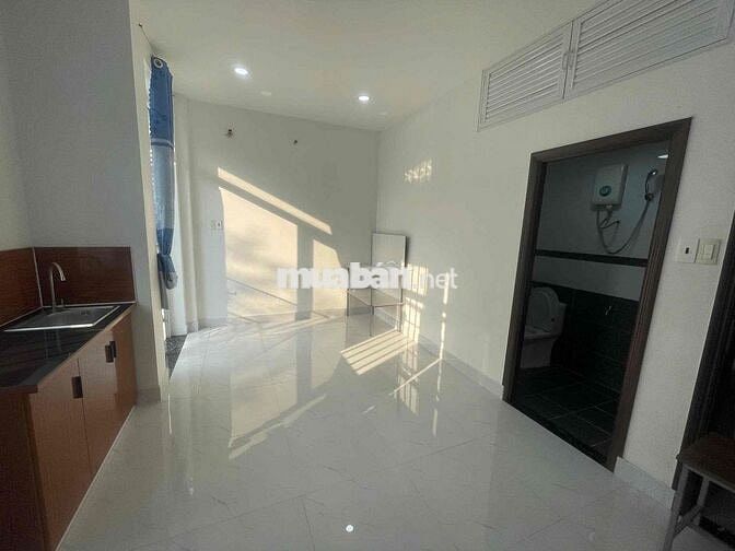 Phòng Trọ Studio Bancol Full NT Cơ Bản Ngay UEH N , Văn Hiến