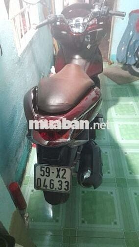 Xe máy Honda PCX 2011 màu đỏ đã sử dụng