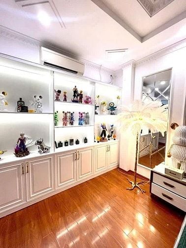 Cho thuê nhà 8 tầng, ngõ 147A số nhà 18A Tân Mai, Hoàng Mai, Hà Nội