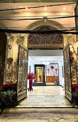 Cho thuê nhà 8 tầng, ngõ 147A số nhà 18A Tân Mai, Hoàng Mai, Hà Nội