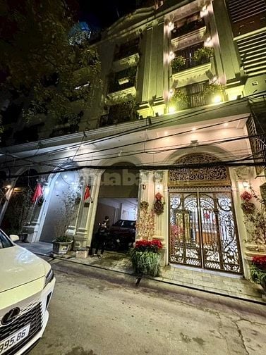 Cho thuê nhà 8 tầng, ngõ 147A số nhà 18A Tân Mai, Hoàng Mai, Hà Nội