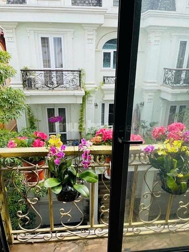 Cho thuê nhà 8 tầng, ngõ 147A số nhà 18A Tân Mai, Hoàng Mai, Hà Nội