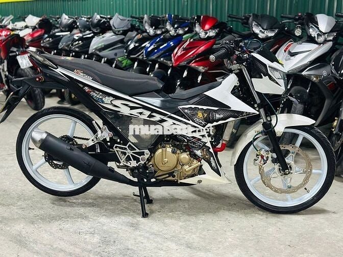 XE MÁYTHANHTÙNG_SATRIA 150 TRẮNG ĐỘ BIỂN ĐẸP 26868