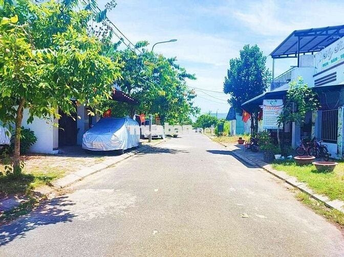 🟥🟥 ĐỐI LƯNG ĐƯỜNG NGUYỄN TẤT THÀNH ĐƯỜNG 33M - SẠCH ĐẸP