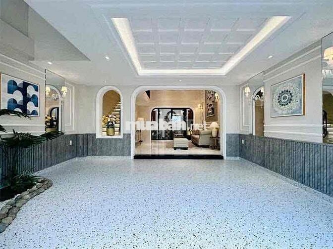 Bán nhà gần Đầm Sen, đường Lê Văn Quới, nhà thông thoáng, HXH