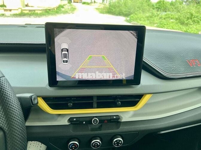 VinFast VF3 2024 lên hơn 60tr đồ chơi bao sang tên