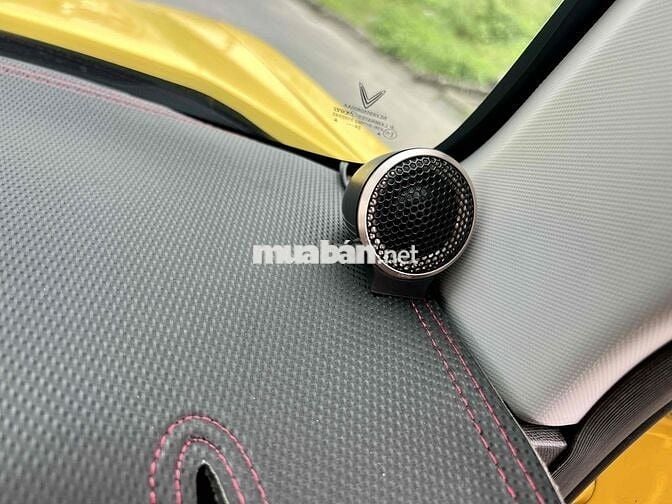 VinFast VF3 2024 lên hơn 60tr đồ chơi bao sang tên