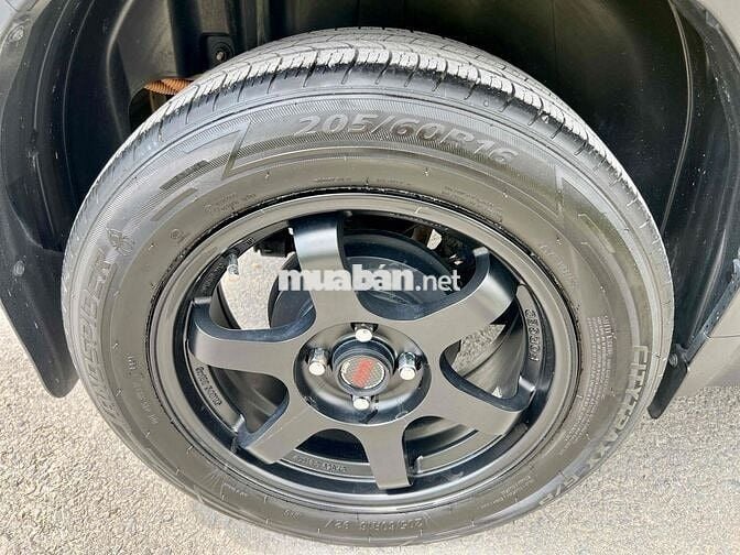 VinFast VF3 2024 lên hơn 60tr đồ chơi bao sang tên