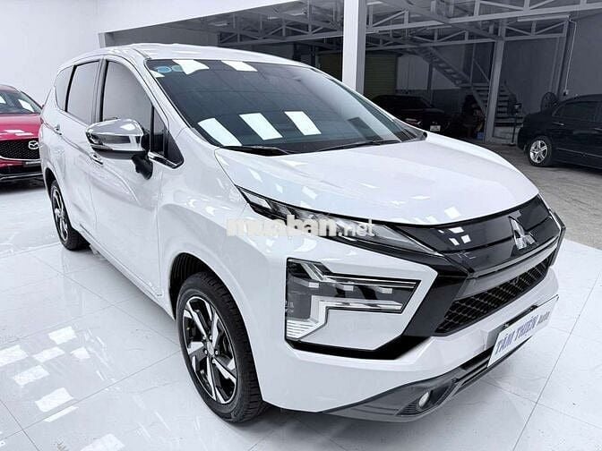 MITSUBISHI XPANDER 2023 AT Premium - 43268 km