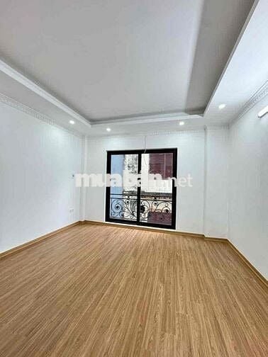 💎 Siêu phẩm 68 Nguyễn Văn Linh – Ô tô đỗ cửa, 30m², mặt tiền 4.2m – Gi