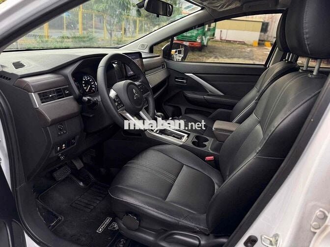 Mitsubishi Xpander 1.5 AT Premium  2024