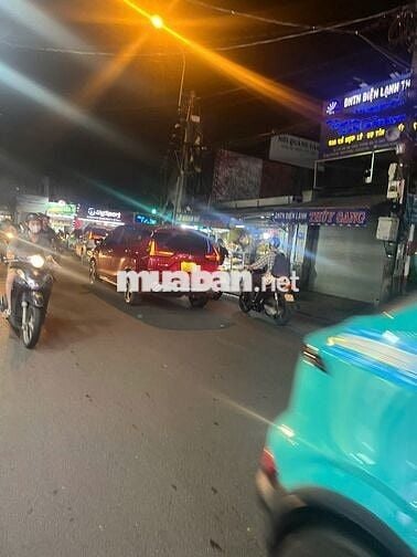 Cho thuê nhà mặt tiền đường Bờ bao tân thắng 4x20m thông suốt kd tự do