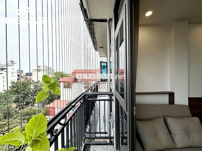 STUDIO – FULL NỘI THẤT – BAN CÔNG NGAY HỒ TÂY