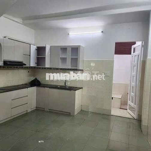 💥 Cho thuê NNC -
Kết cấu: 1 trệt 1 lầu -
3 PN, 1 WC - Âu cơ ,Q10