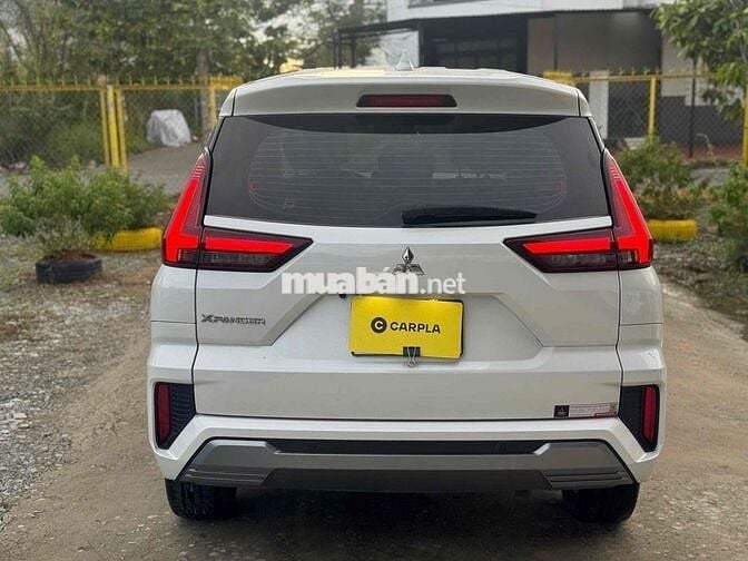 Mitsubishi Xpander 1.5 AT Premium  2024