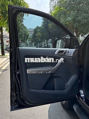 Ford Ranger 2019 XLT 2.2L 4x4 AT - Nhập Thái