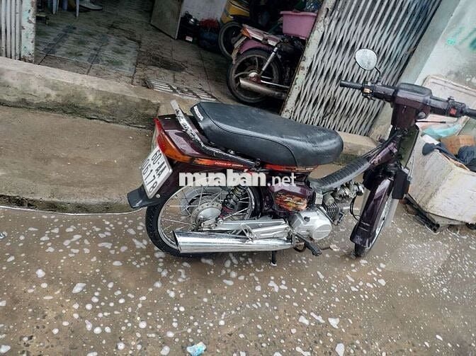 Cần bán chiếc dream 50 giấy tờ đầy đủ