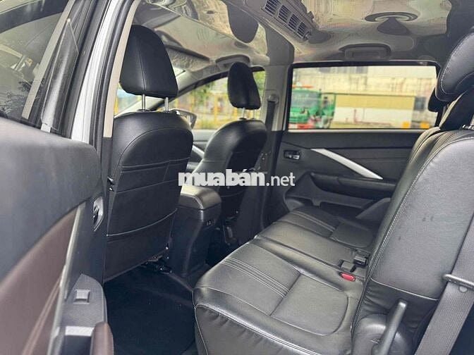 Mitsubishi Xpander 1.5 AT Premium  2024