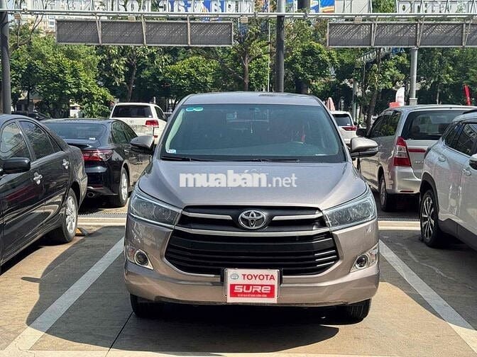 Toyota Innova 2017 2.0G - 110000 km