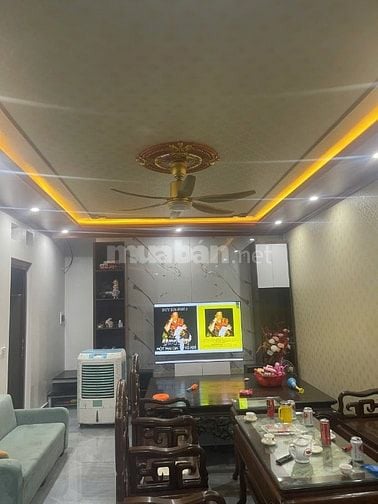 80m2  SÁT ĐƯỜNG 32  HOÀI ĐỨC  NHÀ 1 TẦNG CÓ GÁC XÉP 2 PHÒNG NGỦ RỘNG M