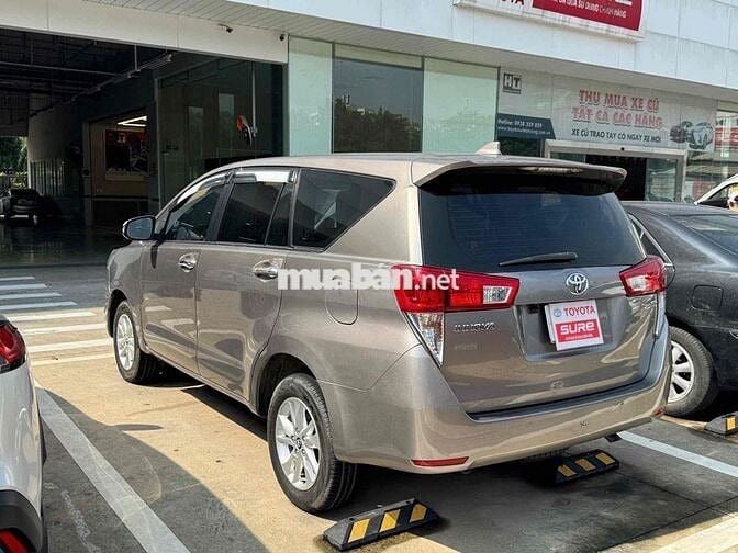 Toyota Innova 2017 2.0G - 110000 km