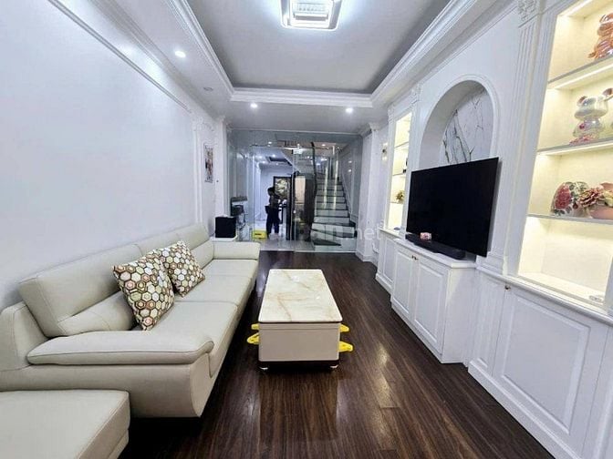 Bán Nhà Kinh Doanh Nguyễn An Ninh 50m, 5 tầng, mt 3.5m, giá 19.8 tỷ.