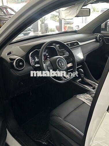 Ô tô MG ZS Lux 2025 màu trắng