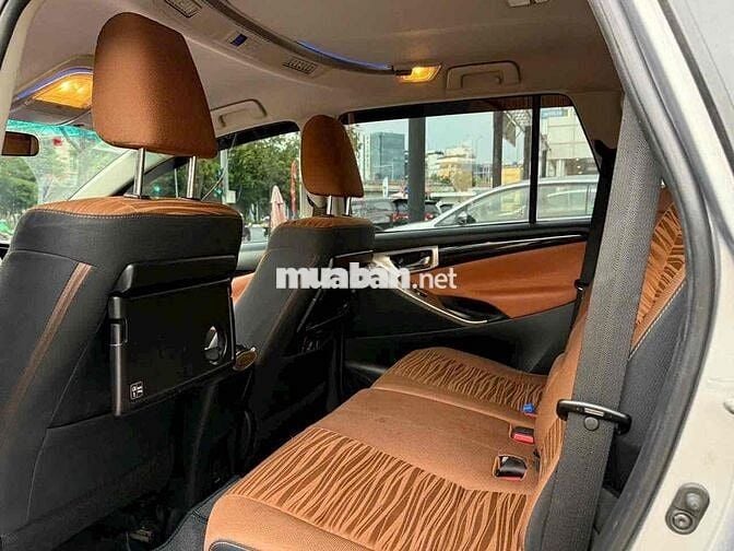 Toyota Innova 2017 2.0G - 110000 km