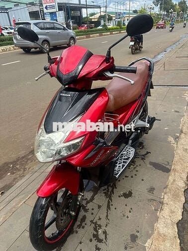 cần bán Xe tay ga Honda Air Blade đỏ