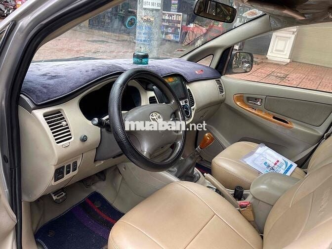 Toyota innova 2009 bản G