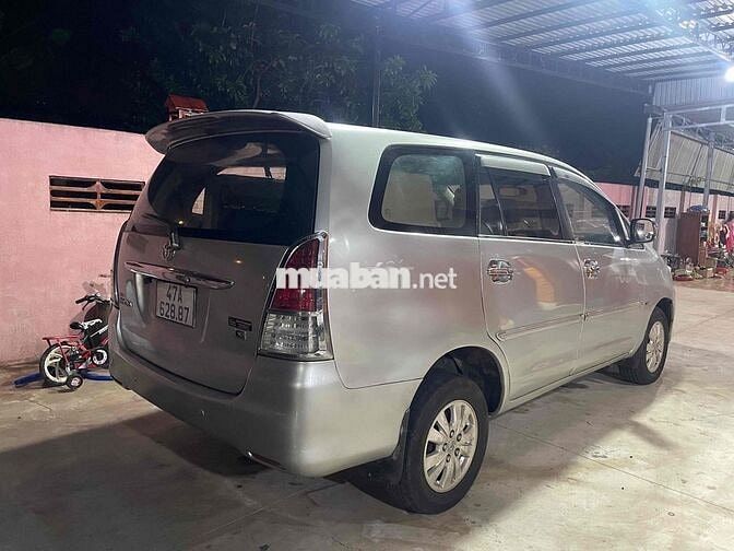 Toyota innova 2009 bản G