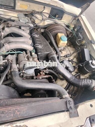 Bán xe 7 chỗ máy dầu,2 cầu còn đủ