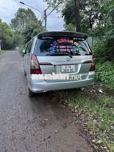 Toyota Innova 2012 đẹp