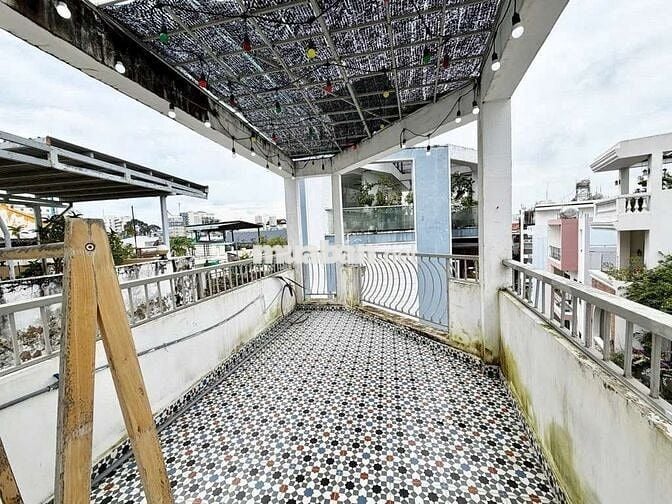 NƠ TRANG LONG- XE HƠI NGỦ TRONG NHÀ -4 TẦNG - 5 tỷ 450