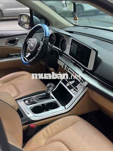 kia carnival sản xuất 2024 odo 1 vạn km