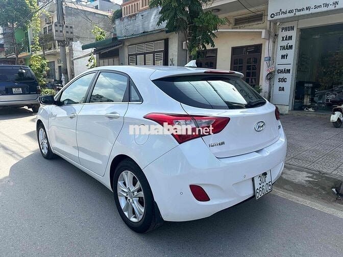 xe nhập khẩu 2012, đi trắc chắn bền bỉ